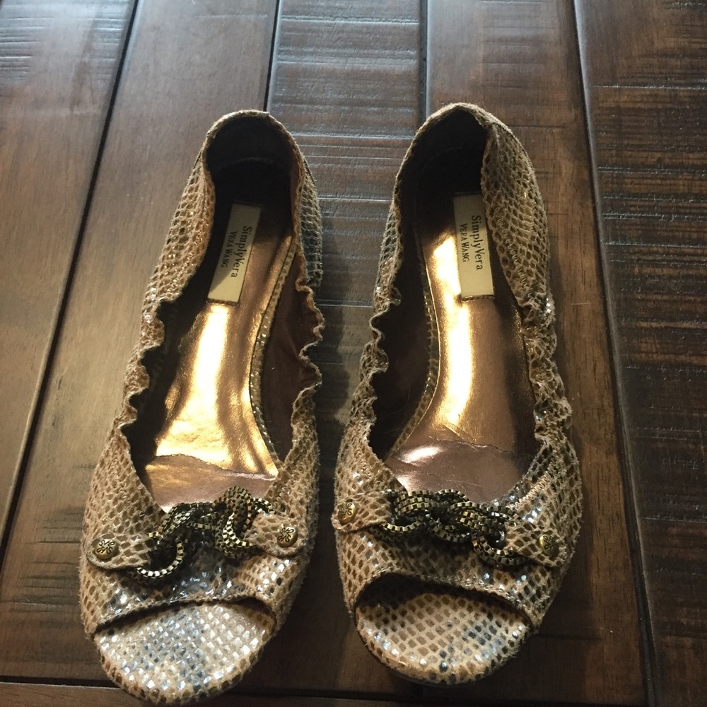 Size 8 Vera Wang shoes